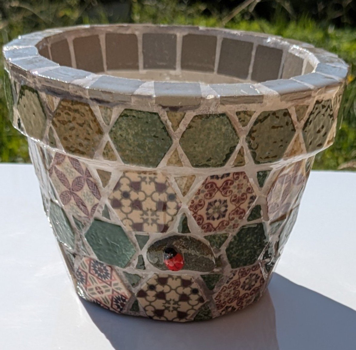 Pot de fleurs décoré
